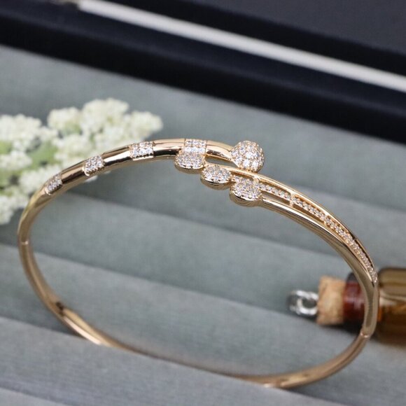 Rose Gold Bangle with Elegant Leaf-Inspired Cubic Zirconia Design, XPBL0554 - Picture 12 of 12